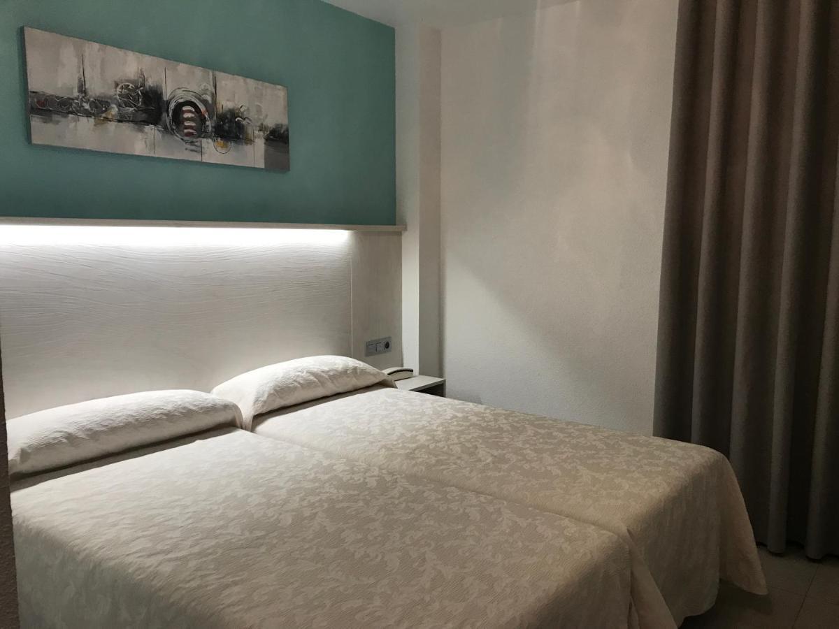 Hotel El Paraiso กาลาบาร์ดินา ภายนอก รูปภาพ