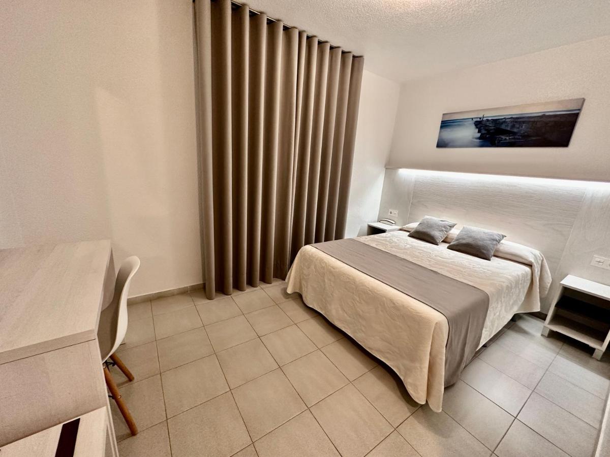 Hotel El Paraiso กาลาบาร์ดินา ภายนอก รูปภาพ