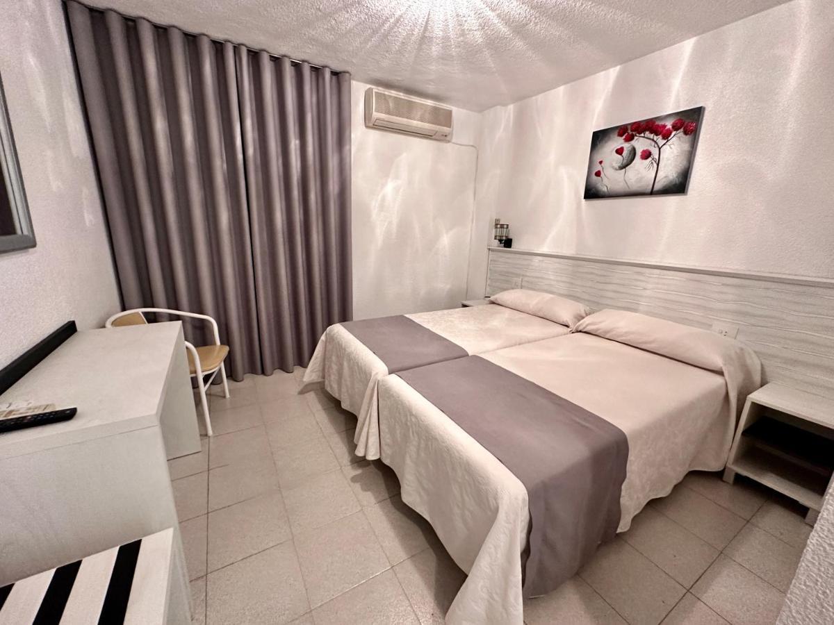 Hotel El Paraiso กาลาบาร์ดินา ภายนอก รูปภาพ