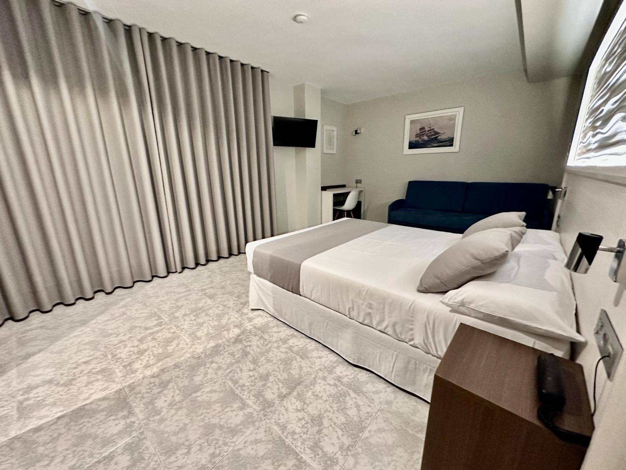 Hotel El Paraiso กาลาบาร์ดินา ภายนอก รูปภาพ