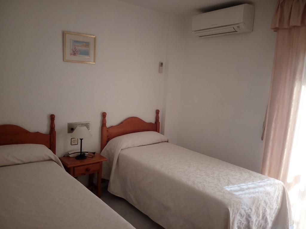 Hotel El Paraiso กาลาบาร์ดินา ภายนอก รูปภาพ