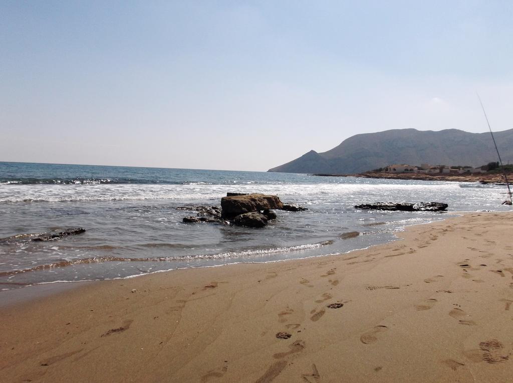 Hotel El Paraiso กาลาบาร์ดินา ภายนอก รูปภาพ