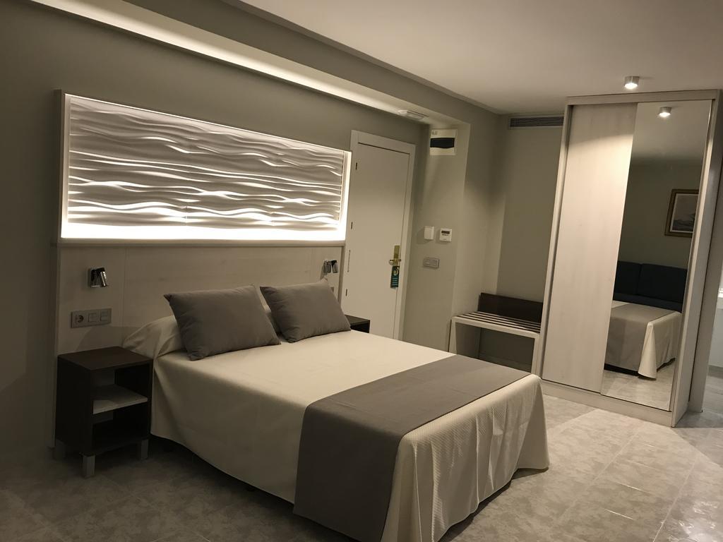 Hotel El Paraiso กาลาบาร์ดินา ภายนอก รูปภาพ